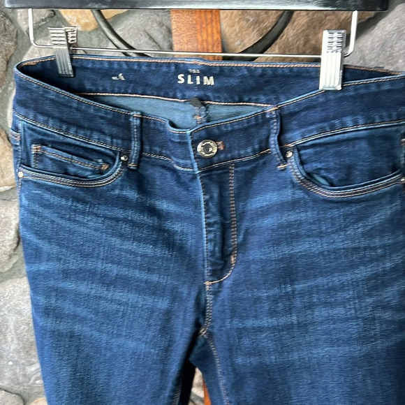 White House Black Market The Slim Jean Size 4 - Picture 5 of 10